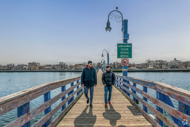 The Ocean Avenue Pedestrian Bridge connects Sheepshead Bay to Manhattan Beach.