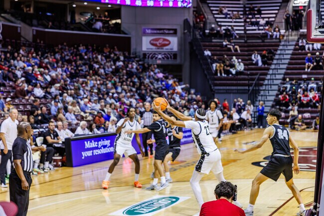 The Tournament of Champions draws future NBA hopefuls to Springfield.
