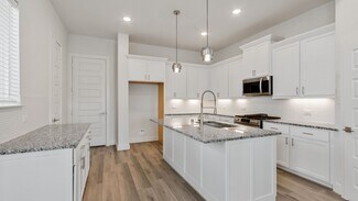 912B W 21st St, Houston, TX 77008