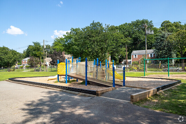 37% of students are at least proficient in math at Nellie K. Parker Elementary School.