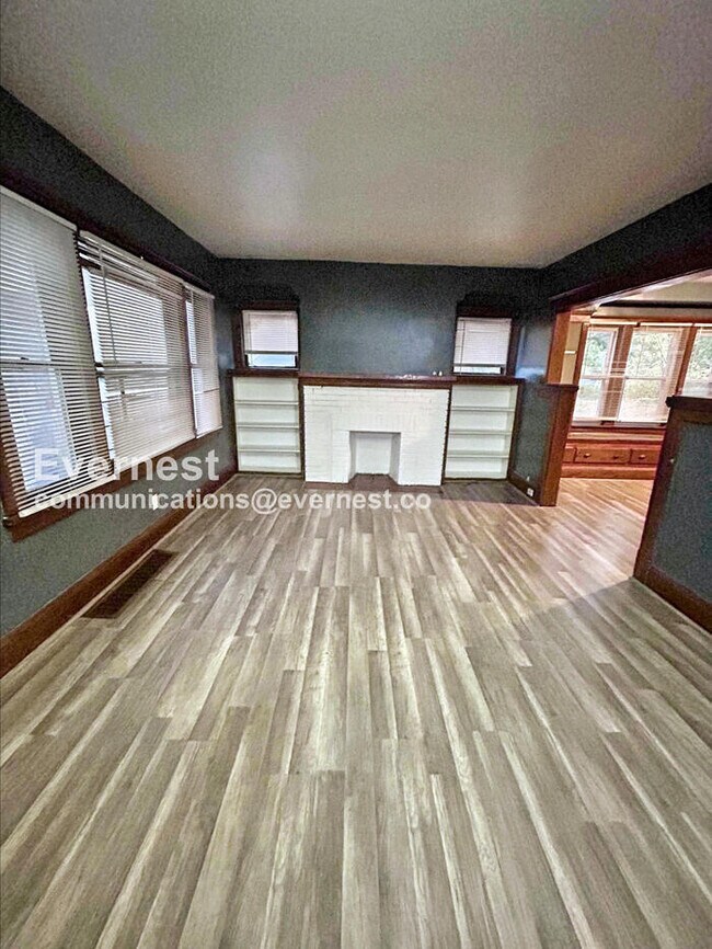 12701 Benham Ave unit 1, Cleveland, OH 44105 - photo 5