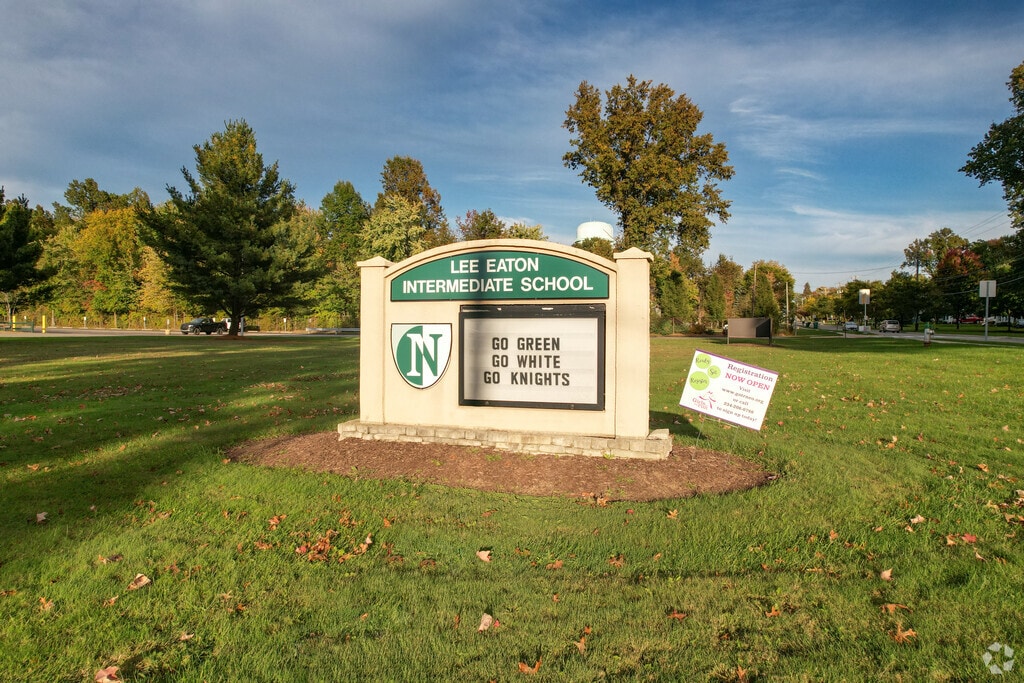 Welcome to Lee Eaton Elementary School in Northfield.