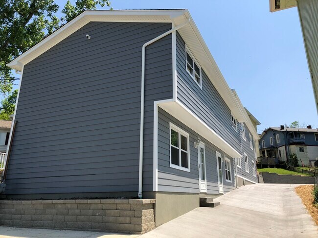 441 W Virginia Ave unit 2, Morgantown, WV 26501 - photo 3