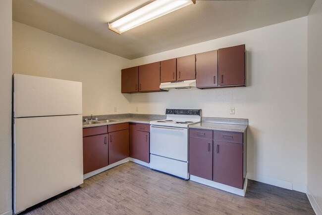 Redwood Gardens, Las Vegas, NV 89146 - photo 5