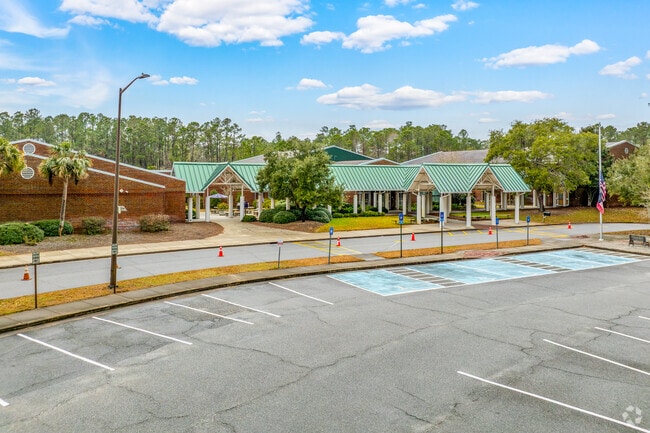 Oglethorpe Point Elementary School