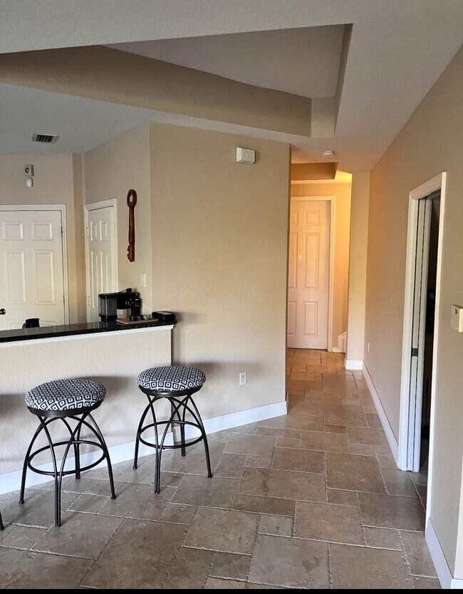 16082 Via Solera Cir unit 105, Fort Myers, FL 33908 - photo 2