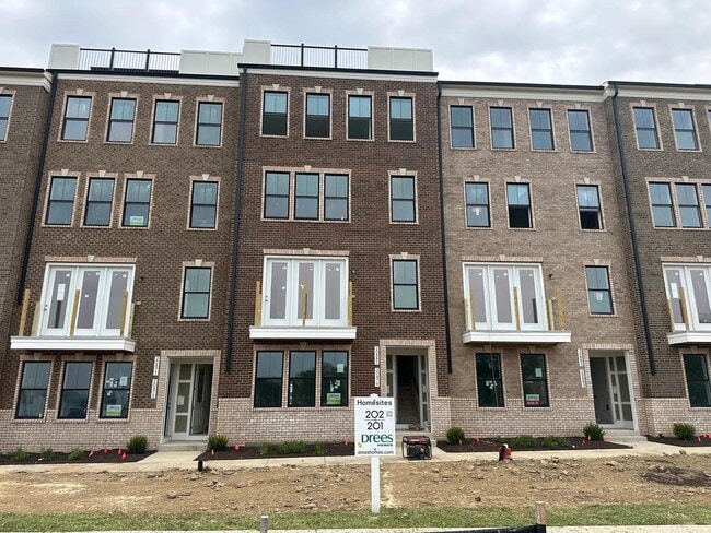 Goose Creek Village, Ashburn, VA 20147 - photo 7