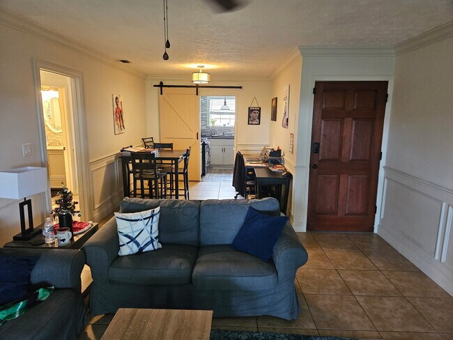 4210 Lake Underhill Rd unit D, Orlando, FL 32803 - photo 3