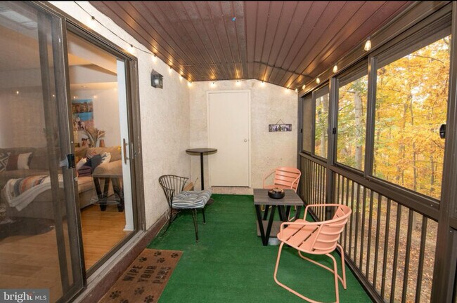 305 Shawmont Ave unit E, Philadelphia, PA 19128 - photo 7