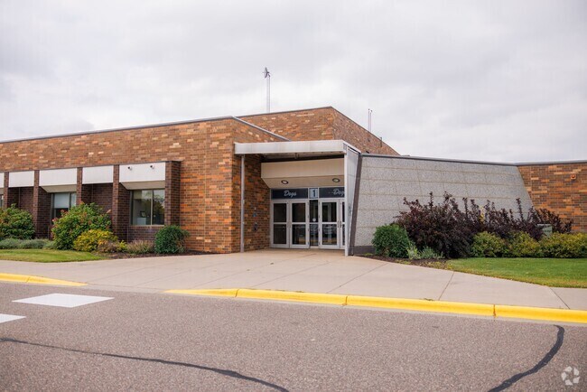 Becker Senior High School has a number of extracurriculars.