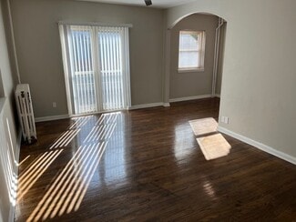 522 W Adams St, Muncie, IN 47305