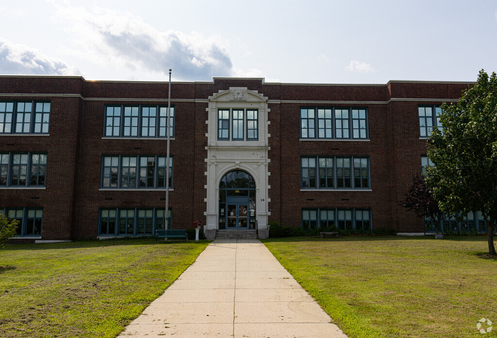Young North End Nashua residents may attend Mount Pleasant Elementary School.