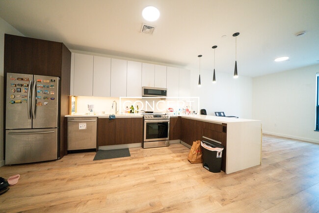 1 Sewall St unit 302, Boston, MA 02120 - photo 2