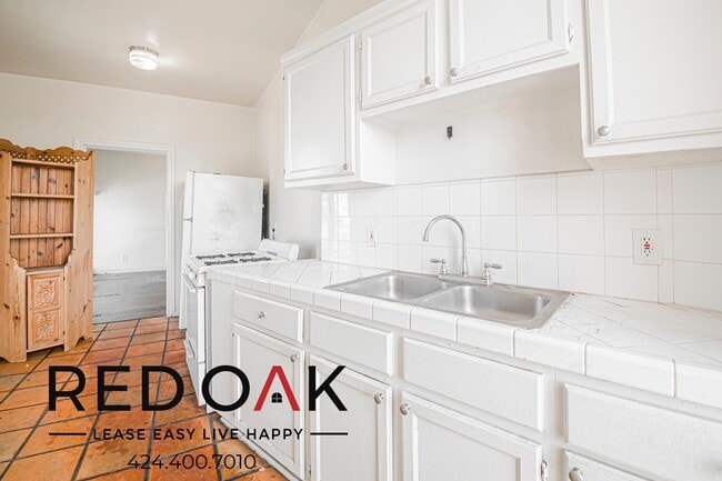 835 S Oxford Ave unit 405, Los Angeles, CA 90005 - photo 6