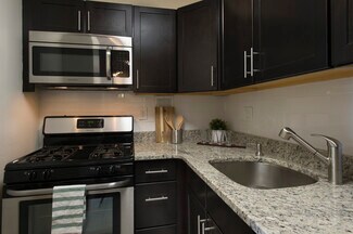 277 Saint Paul St, Brookline, MA 02446