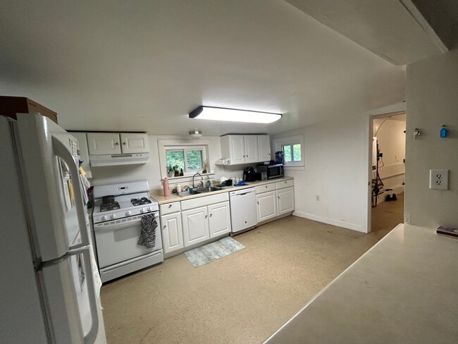 96 Vine St, Susquehanna, PA 18847 - photo 6