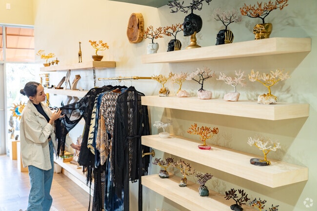 Casa Luna offers various contemporary household and clothing items in East Brownsville.