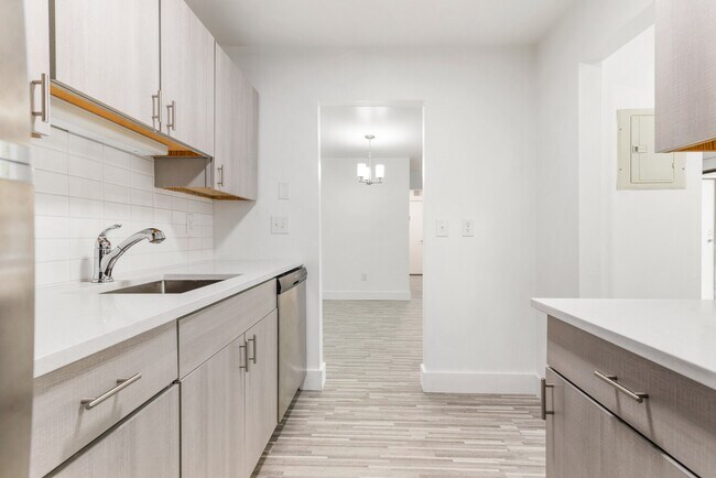 Edge at Novi - Novi, MI, Novi, MI 48375 - photo 2