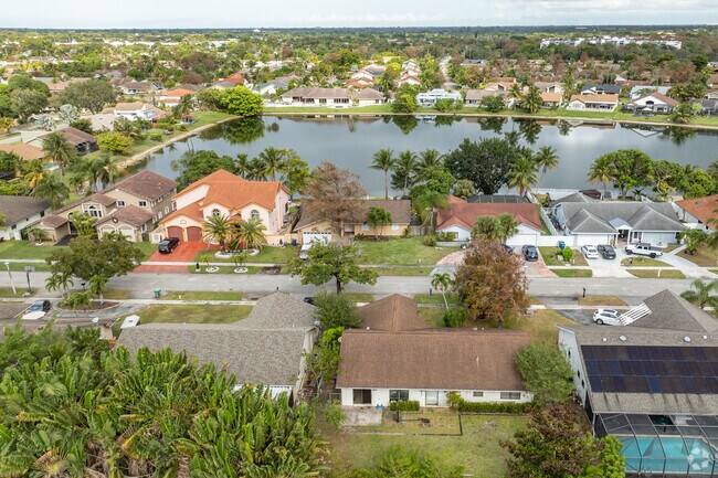 Live in tranquility at Boulevard Woods North.