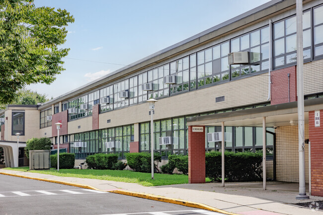56% of students at Fair Lawn High School are proficient in math.