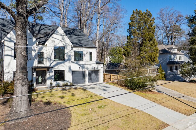 Drew Valley's eclectic housing includes charming modern builds and ranch-style homes.