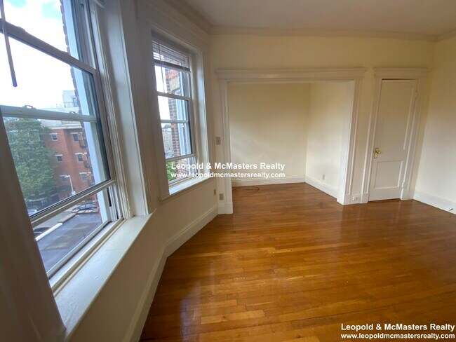 67 Park Dr unit 21, Boston, MA 02215 - photo 5