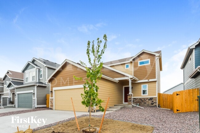 10512 Horton Dr, Colorado Springs, CO 80925 - photo 2