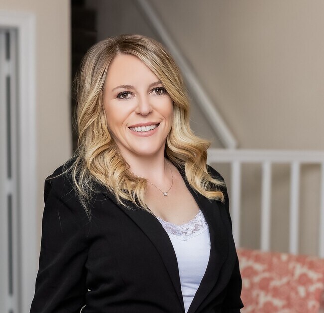 Tiffany Burris Real Estate Agent in Corpus Christi, TX