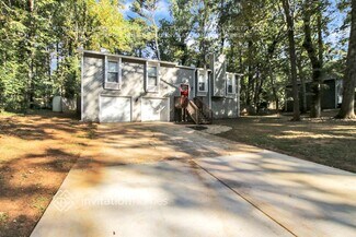 1107 Wildwood Ln, Lawrenceville, GA 30046