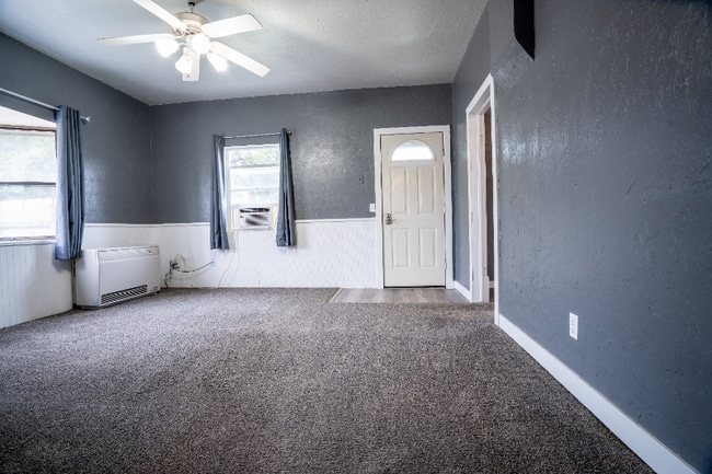 41 Riverside Rd S, Blackfoot, ID 83221 - photo 2