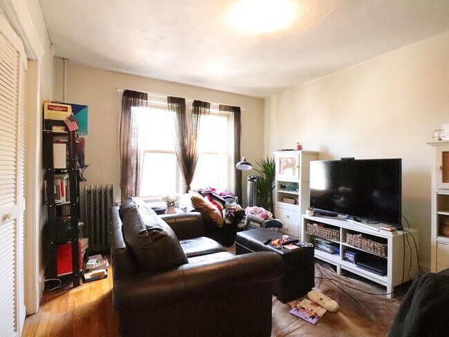 Pictures are representative samples of the advertised unit. In some cases, the actual units you tour