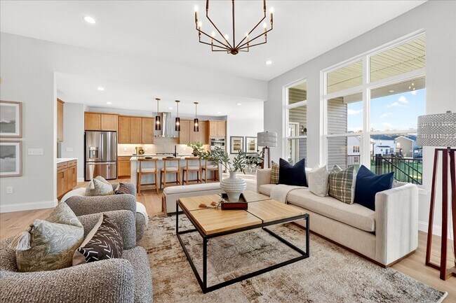 6819 Preservation Pkwy, Affton, MO 63123 - photo 5