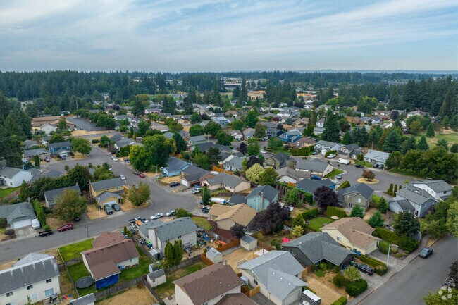 Homes in Parkside are just minutes away from the heart of the Evergreen School District.