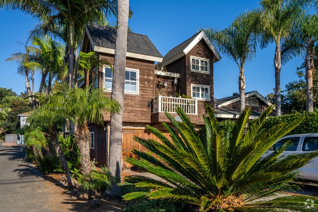 Shake shingle homes with fun designs like this one throughout Leucadia.