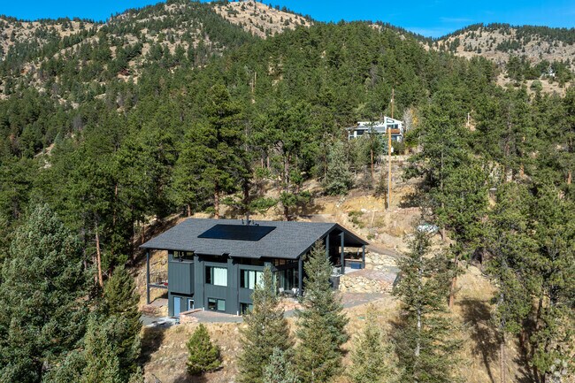 The real estate market is primarily made up of single-family mountain homes.