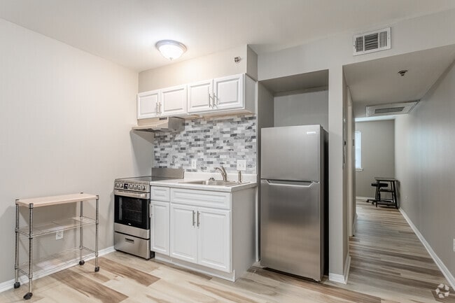 McGowan Flats Apartments, Little Rock, AR 72202 - photo 2