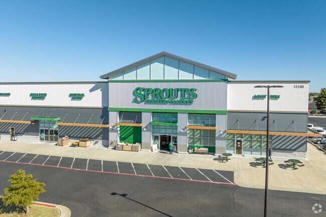 Grab your fresh produce at Sprouts near Westmoore.