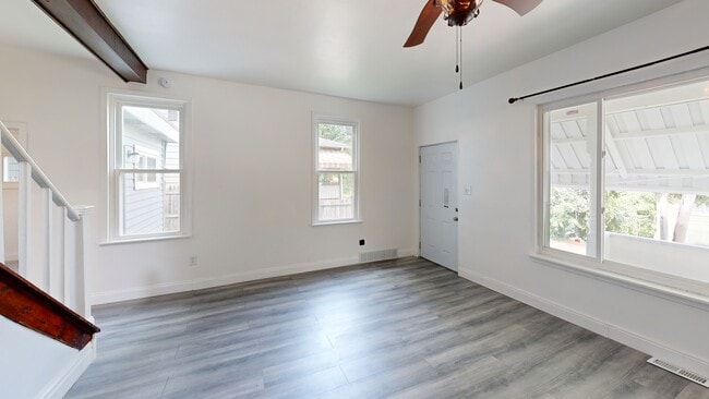 428 Card Ave, Wilmerding, PA 15148 - photo 2