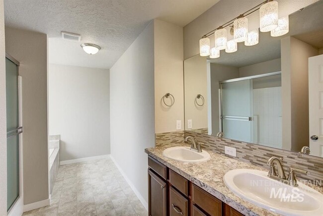 1589 Witt, Mountain Home, ID 83647 - photo 7