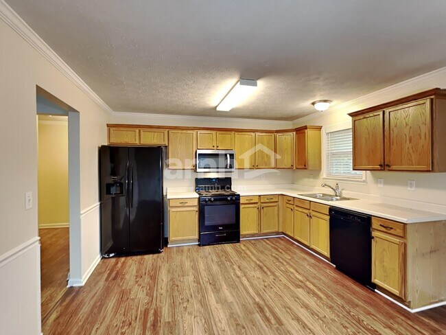 3740 Scotland Ln SW, Snellville, GA 30039 - photo 6