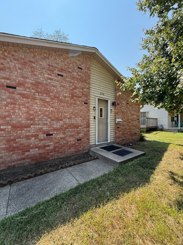 615 E Colorado Ave Unit A, Urbana, IL 61801