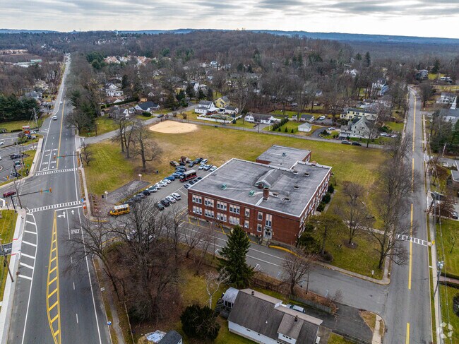 Chapel Hill Academy is a private school in Lincoln Park, NJ.