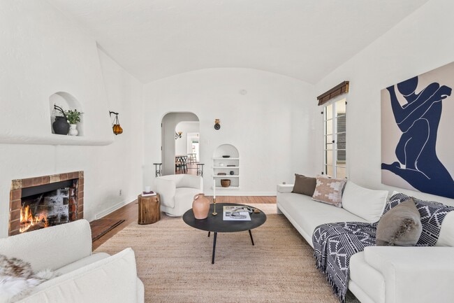 2327 Midvale Ave, Los Angeles, CA 90064 - photo 3