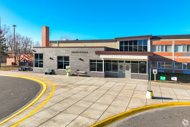 Willow Lane Elementary School has an overall C+ on Niche.