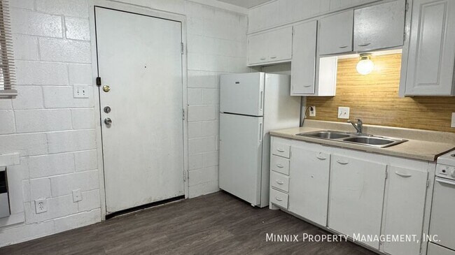 2212 2nd St unit 10, Lubbock, TX 79415 - photo 7