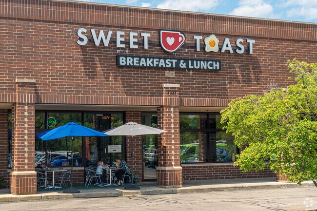 Sweet Toast Café serves hot coffee and breakfast favorites to Winding Creek Estates residents.