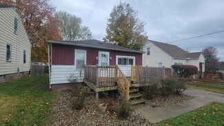 1292 Stratford St, Barberton, OH 44203