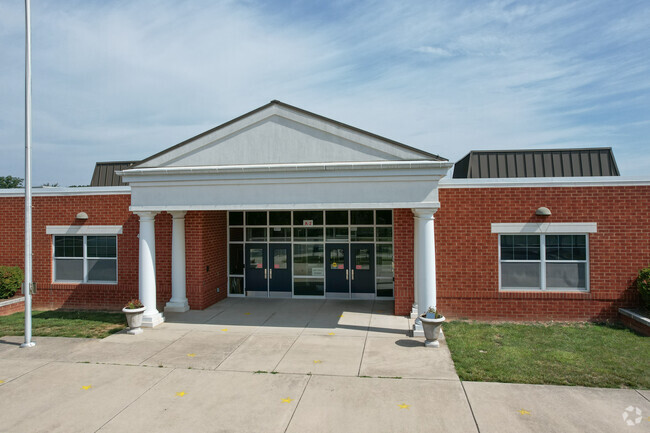 Rosa Lee Carter Elementary School is one of several quality education centers in Ashburn.