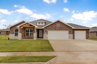 5208 S April Ct, Battlefield, MO 65619