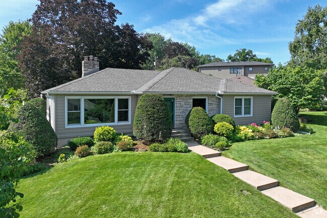 Class ranch-style homes beautify th streets of the Chowen Park/Creek Knoll neighborhood.